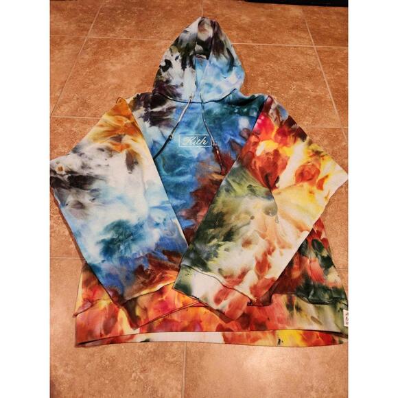 advisory board crystals tie dye
